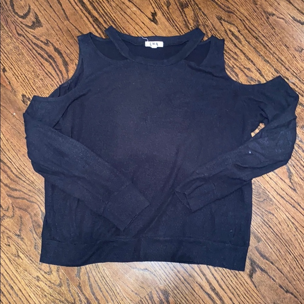 LNA cutout pullover